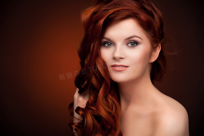 棕红色的秀发美女人物摄影高清图片