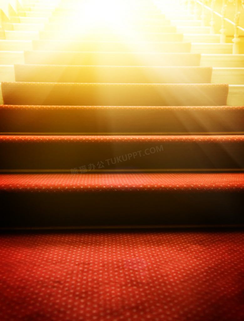 光线与铺着红毯的台阶摄影高清图片
