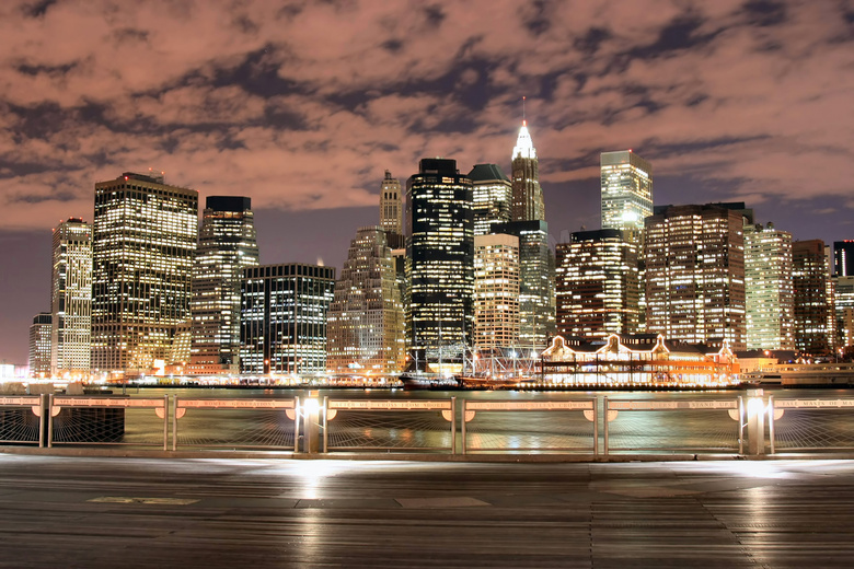 纽约曼哈顿的繁华夜景摄影高清图片