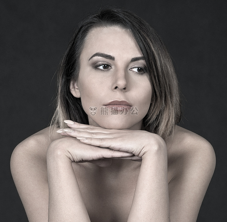 成人 眼睛 面对