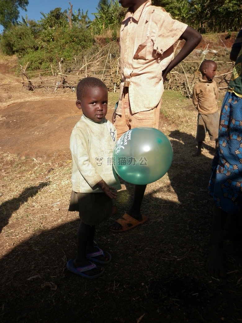 非洲 气球 小孩