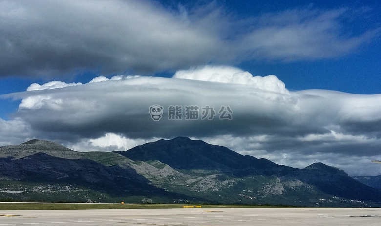 机场 云 山