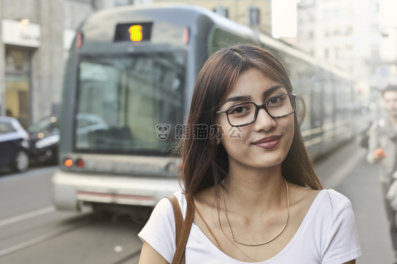 建筑学 汽车 模糊