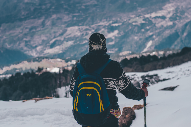 背包 登山者 云 