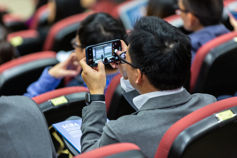 男人 可移动的 电话 