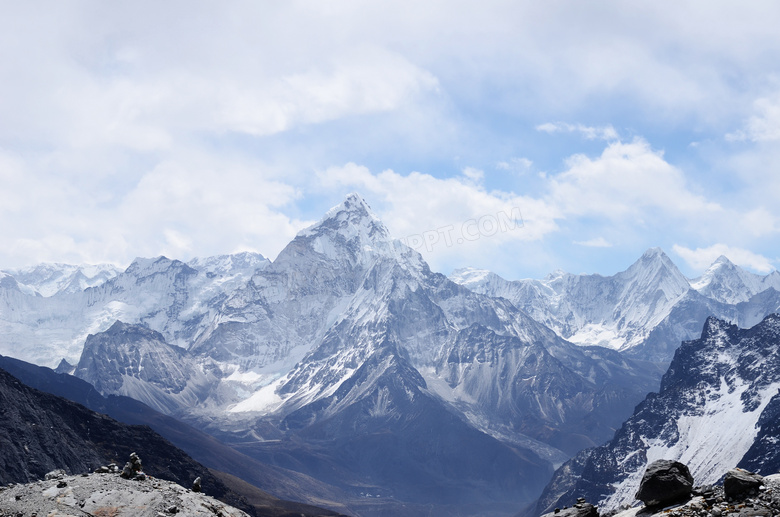 雪山高峰图片