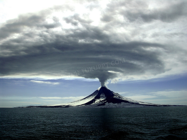 火山喷发图片