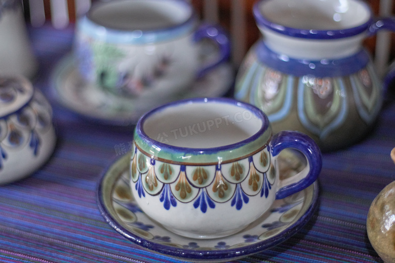 传统陶瓷杯图片