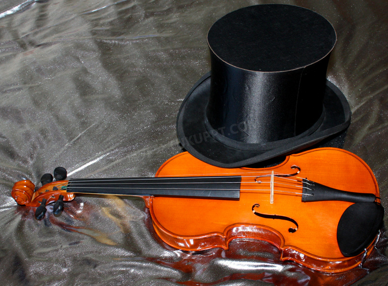 小提琴和帽子图片