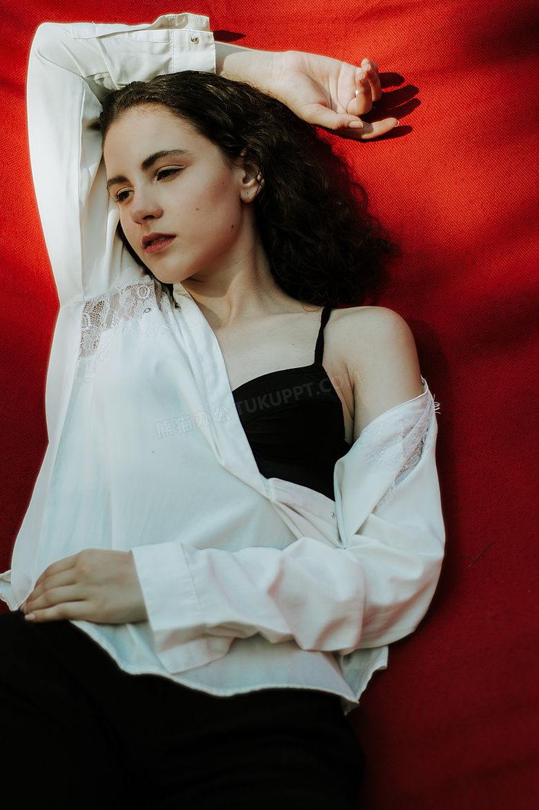 西西大胆美女艺术照jpg格式图片下载_熊猫办公