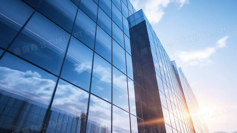 现代商务玻璃外墙建筑反射阳光图片