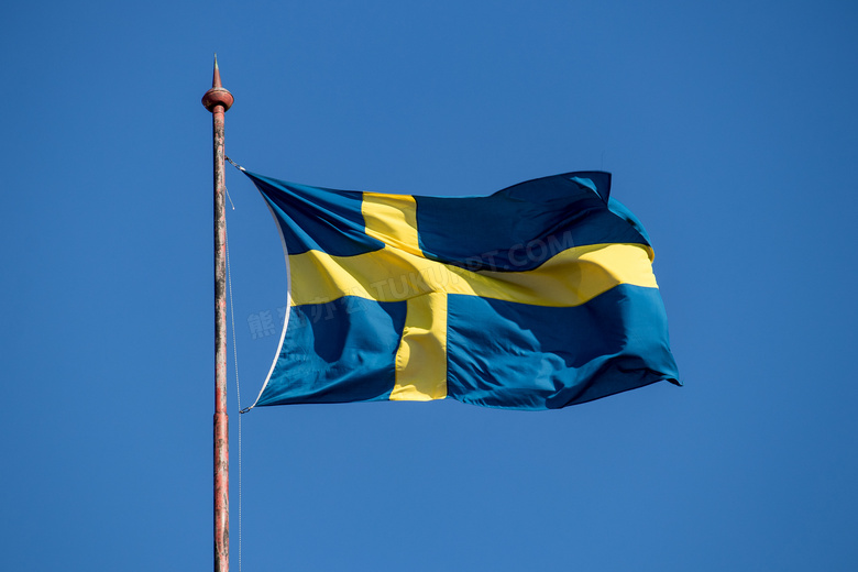 瑞典国旗迎风飘扬图片