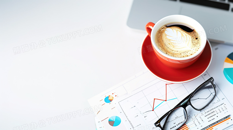 商业计划书上的一个红色的咖啡杯图片
