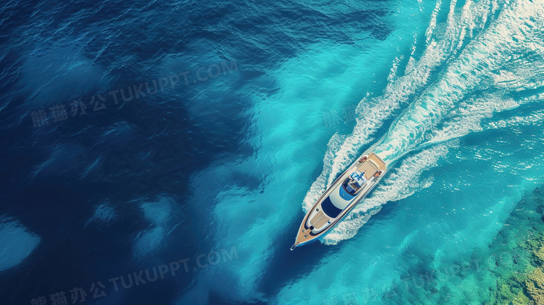 蓝色海洋上行驶的游艇俯视图片