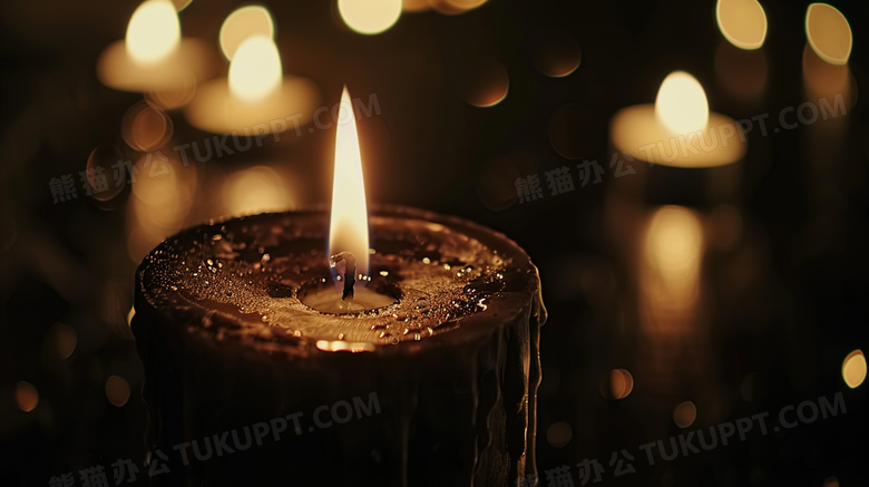 夜晚的蜡烛祈福图片