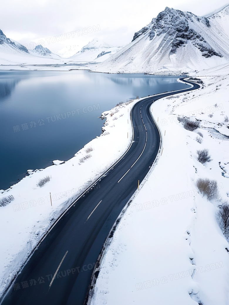 唯美冬季道路雪景图片