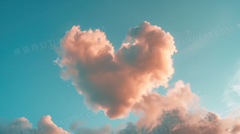唯美空中云朵爱心心形图片