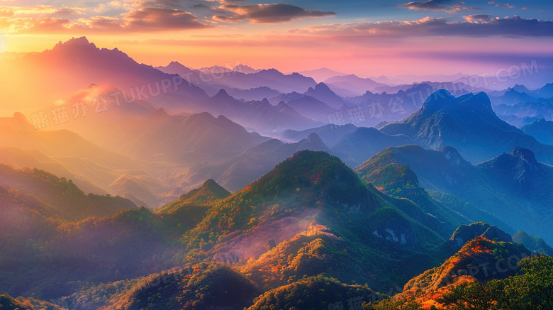 天空白云高山日出风景图片