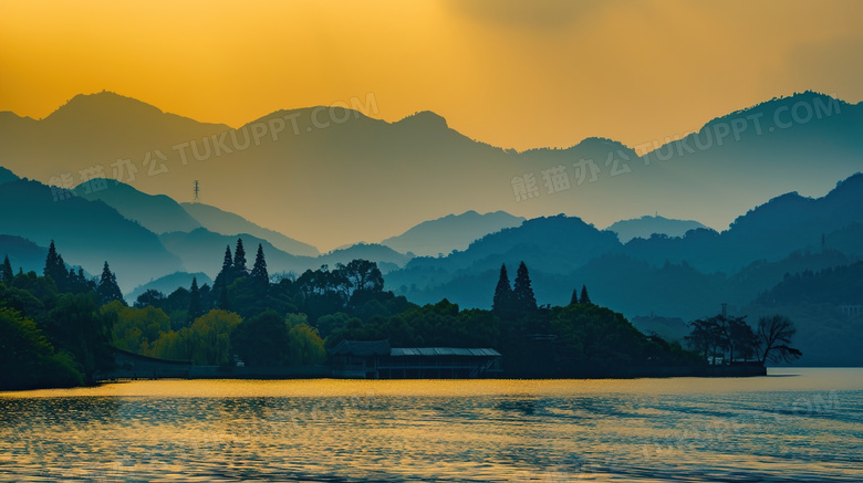 湖面远山建筑风景图片