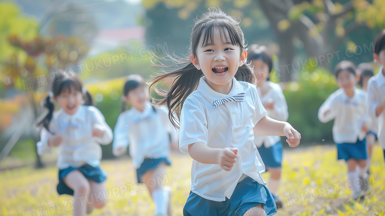 学校春游活动开心玩耍的小朋友图片