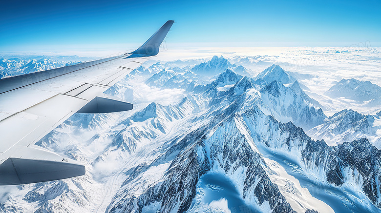 自然风景航拍雪山机翼图片