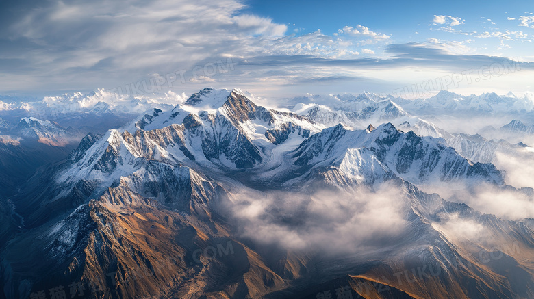 自然风景航拍雪山全景图片