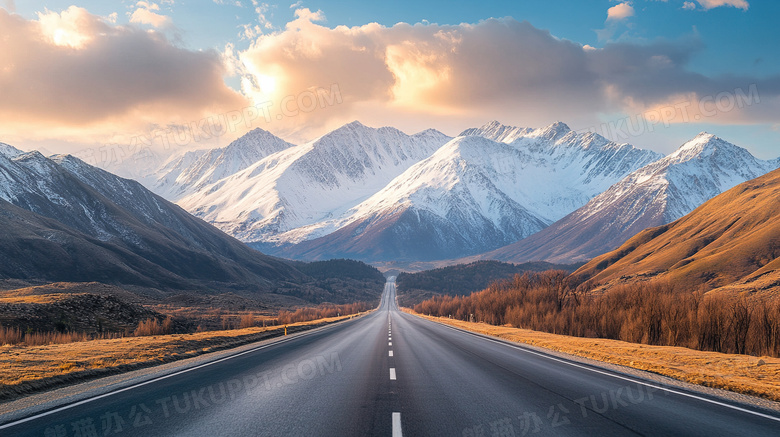 自然风景雪山与公路图片