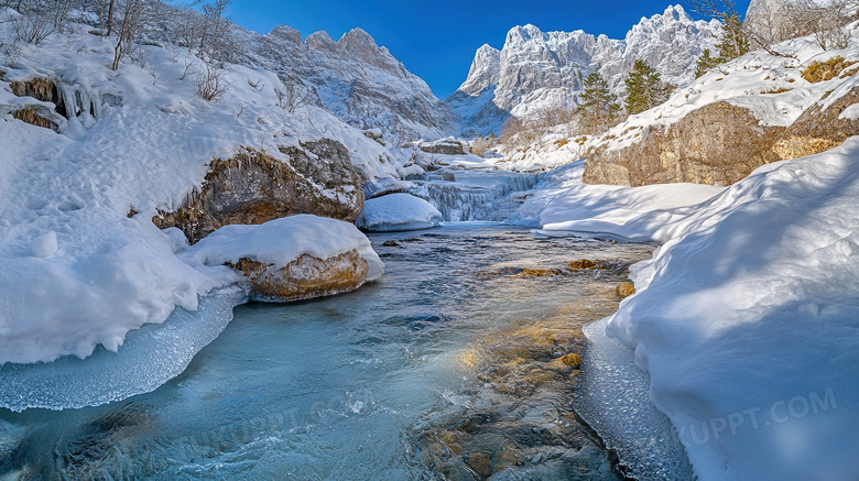 冬天雪山冰川溪流风景图片