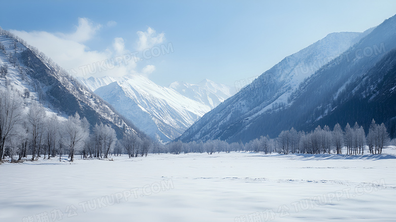 冬天的雪山风景图片