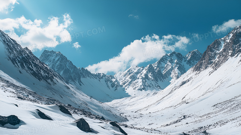 冬天的雪山风景图片