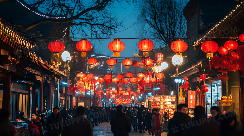 白天街上的新年灯笼群图片