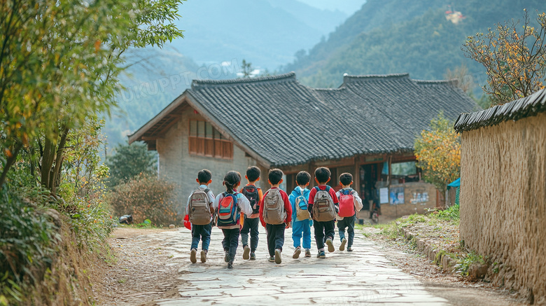 上学放学途中的小学生图片