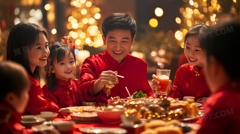 一家人吃年夜饭场景图片