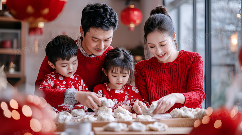 新年一家人包饺子图片