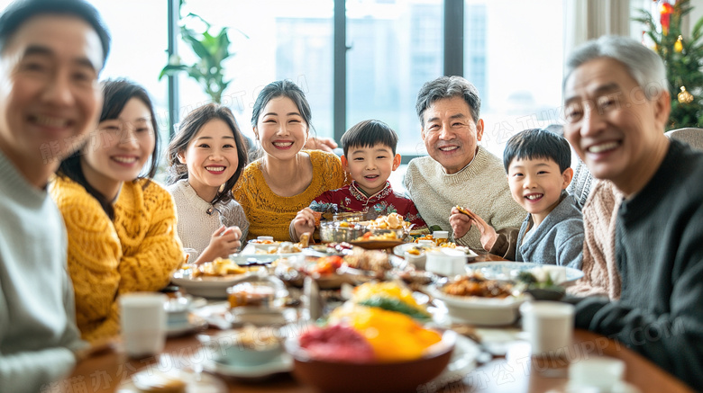 春节过年全家人吃年夜饭团圆饭图片