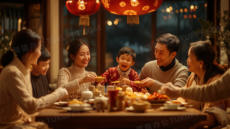 春节过年全家人吃年夜饭团圆饭图片