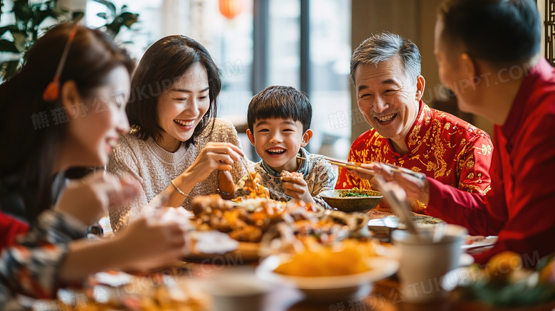 春节过年全家人吃年夜饭团圆饭图片