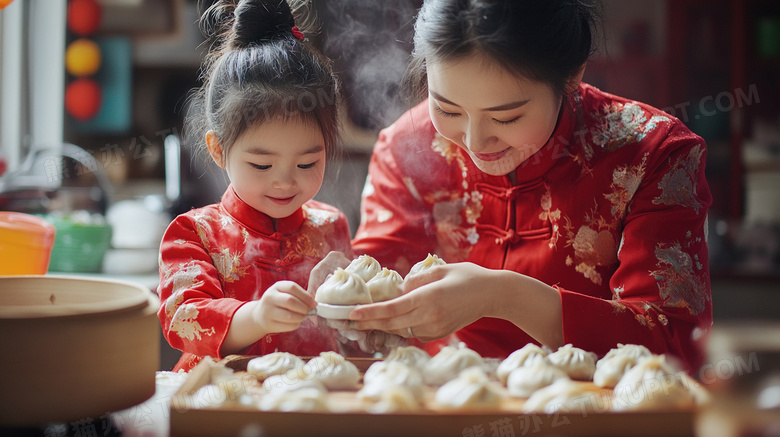 春节过年母女一起包饺子图片