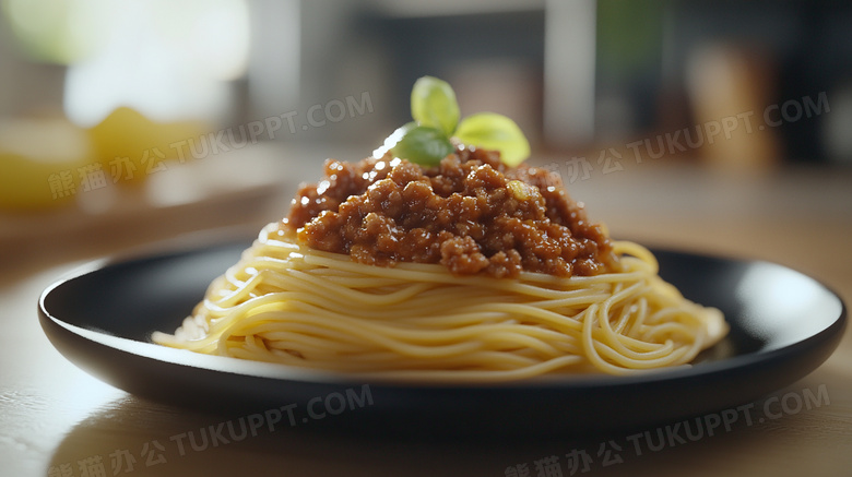 肉酱意面美食面条餐饮图片