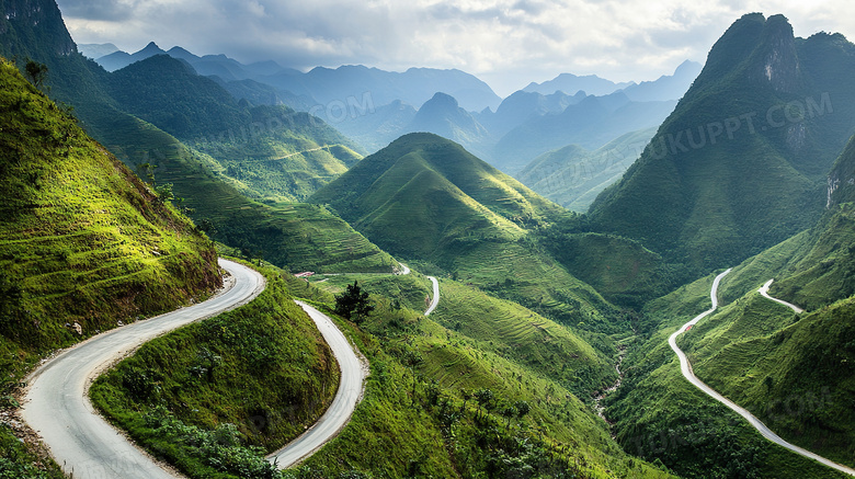 盘山公路俯视视角图片