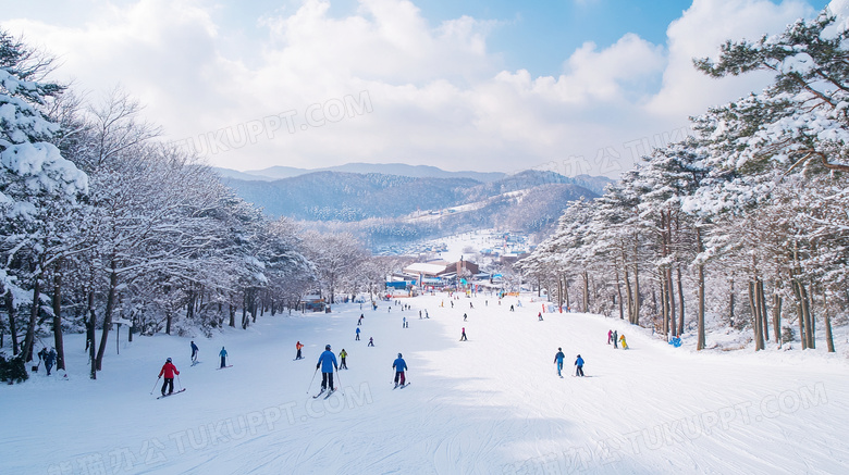 冬季滑雪场风光图片