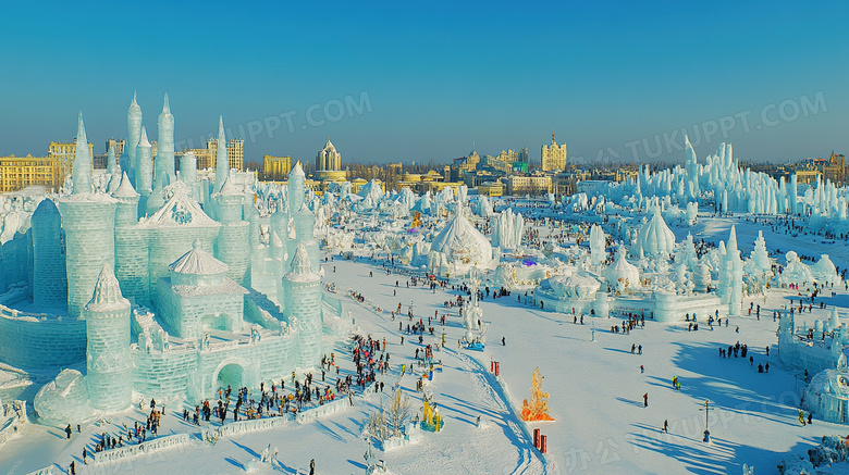 冬季旅游胜地哈尔滨冰雪大世界图片