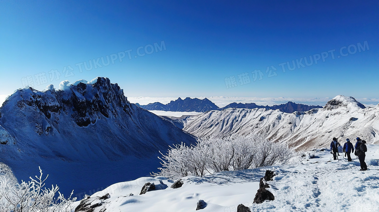 冬季旅游胜地长白山高山雪景图片