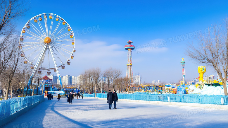 冬季旅游哈尔滨游乐园场景图片