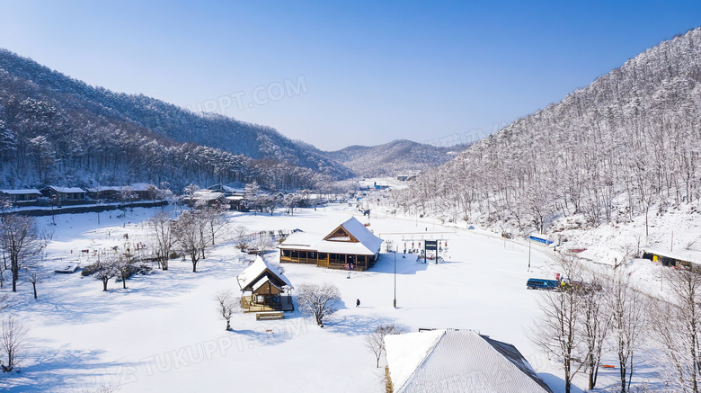 冬季旅游户外雪山场景图片