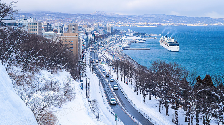 俯瞰城市冬季旅游风景图片