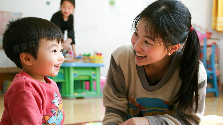 幼儿园内教师幼师与小朋友互动图片