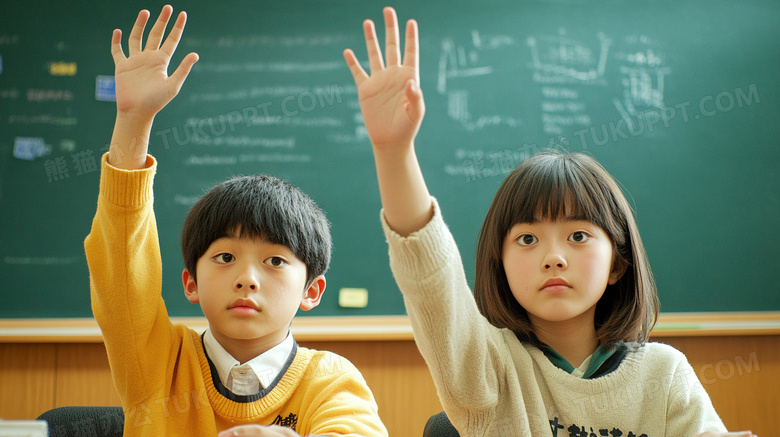 学生举手示意课堂举手回答问题图片