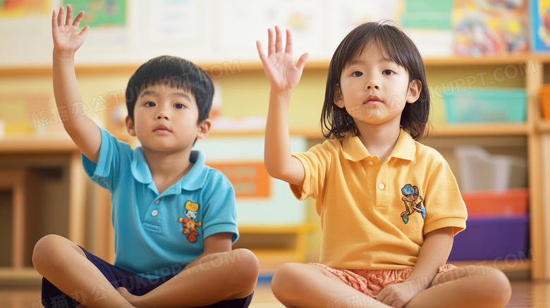 学生举手示意课堂举手回答问题图片