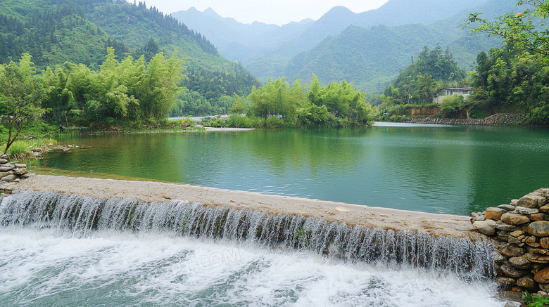 唯美大自然山水树木风景图片